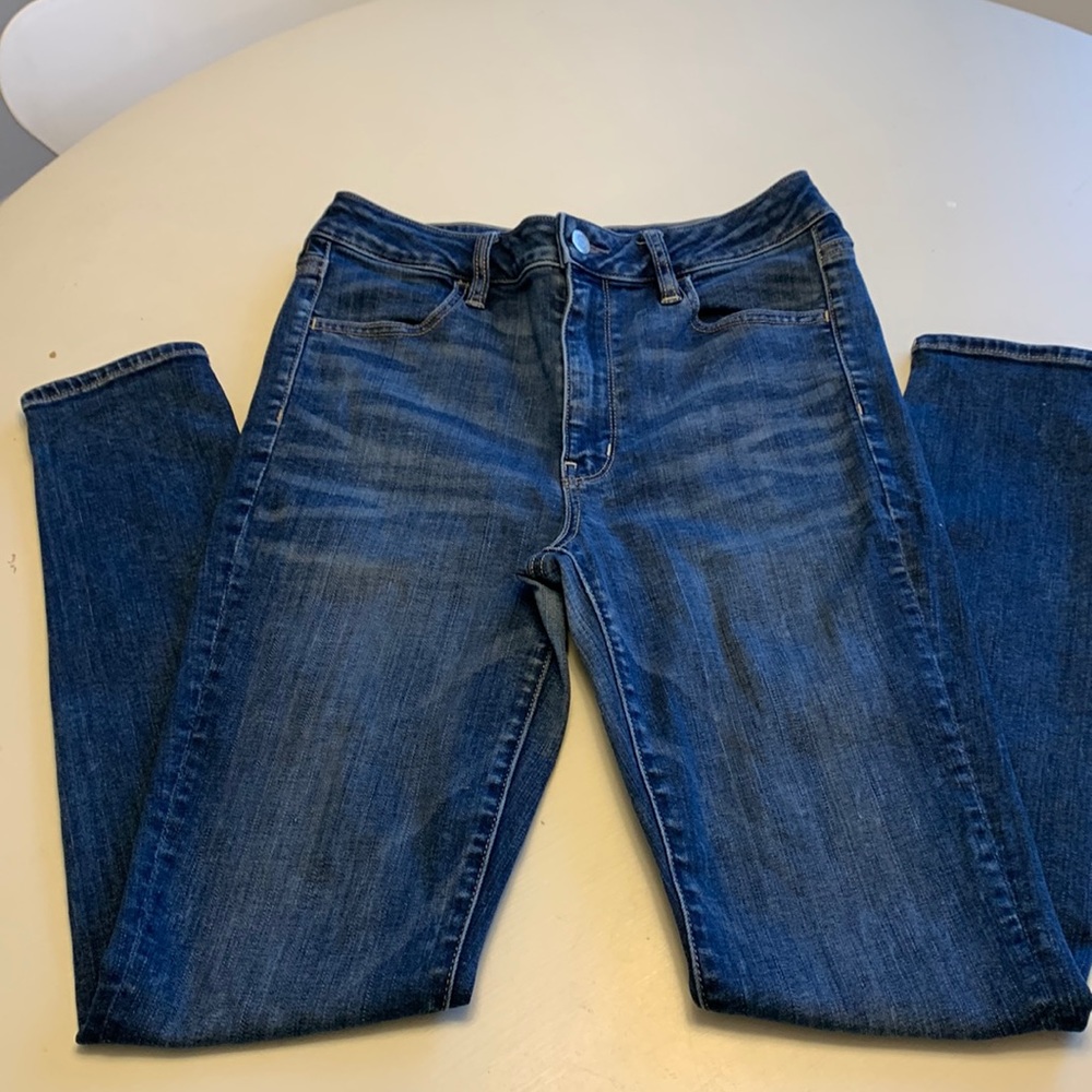 American Eagle super hi-rise Jeggings. Good condition no rips or tears.